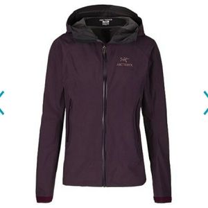Size XS Arc'teryx Beta SL Gore-tex, Purple Reign